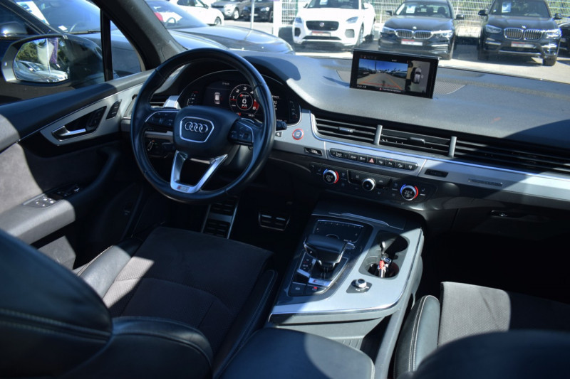 Photo 2 de l'offre de AUDI SQ7 4.0 V8 TDI 435CH CLEAN DIESEL QUATTRO TIPTRONIC 7 PLACES à 51900€ chez Univers Motors