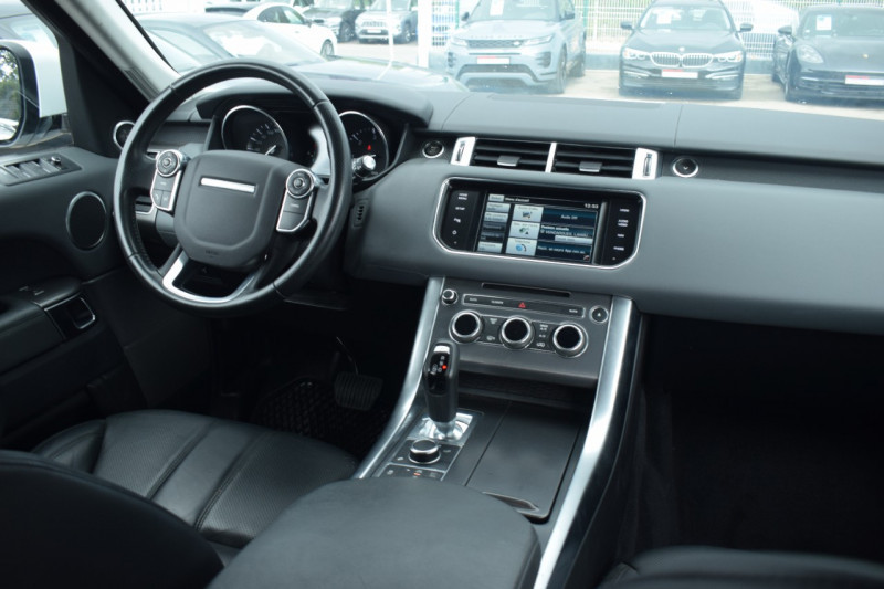 Photo 21 de l'offre de LAND-ROVER RANGE ROVER SPORT 3.0 TDV6 250 SE à 37900€ chez Univers Motors