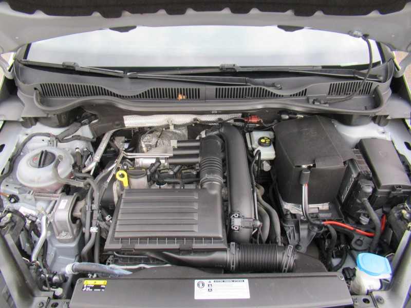 Photo 18 de l'offre de VOLKSWAGEN GOLF SPORTSVAN 1.4 TSI 125CH BLUEMOTION TECHNOLOGY SOUND à 17995€ chez Remiremont automobiles