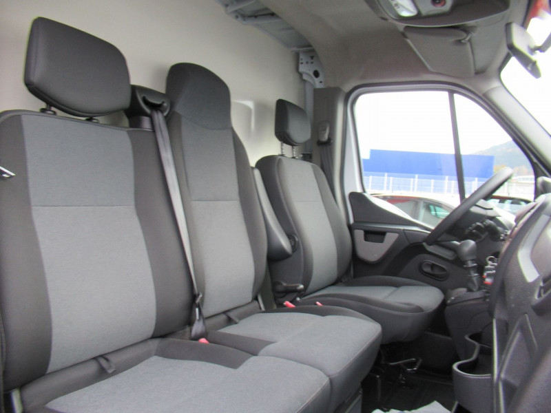 Photo 8 de l'offre de RENAULT MASTER III PLANCB F3500 L3H1 2.3 DCI 130CH GRAND CONFORT EURO6 à 29995€ chez Remiremont automobiles