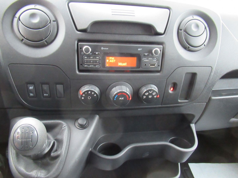 Photo 6 de l'offre de RENAULT MASTER III PLANCB F3500 L3H1 2.3 DCI 130CH GRAND CONFORT EURO6 à 29995€ chez Remiremont automobiles