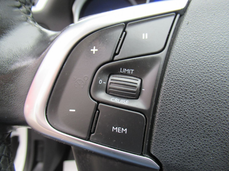 Photo 6 de l'offre de DS DS 4 BLUEHDI 120CH BE CHIC S&S EAT6 à 13995€ chez Remiremont automobiles