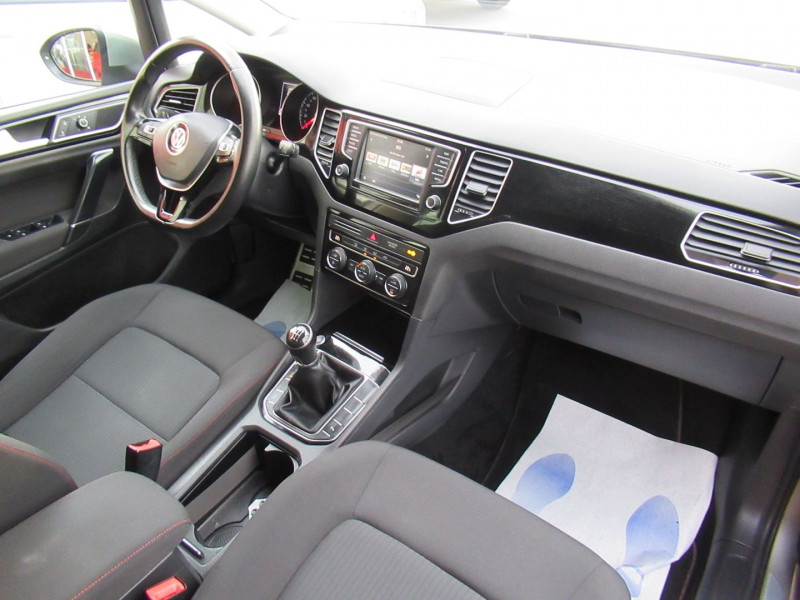 Photo 16 de l'offre de VOLKSWAGEN GOLF SPORTSVAN 1.4 TSI 125CH BLUEMOTION TECHNOLOGY SOUND à 17995€ chez Remiremont automobiles