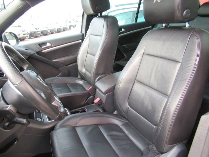 Photo 3 de l'offre de VOLKSWAGEN TIGUAN 1.4 TSI 150CH BLUEMOTION TECHNOLOGY R EXCLUSIVE à 19995€ chez Remiremont automobiles