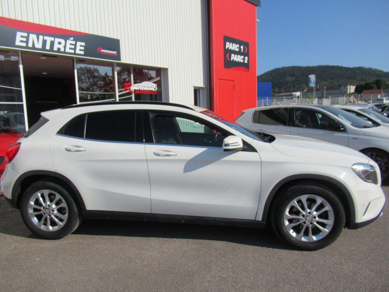 Photo 3 de l'offre de MERCEDES-BENZ GLA 200 D INSPIRATION à 21995€ chez Remiremont automobiles