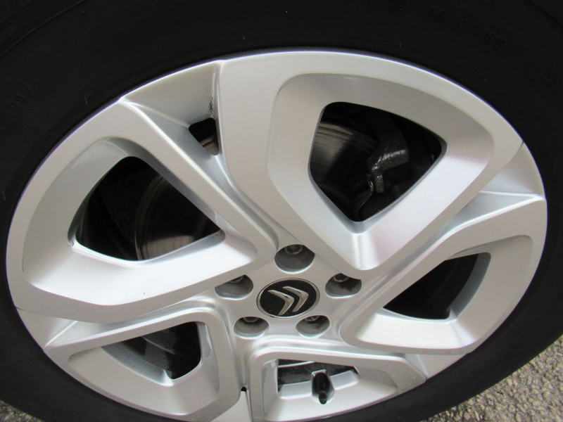 Photo 7 de l'offre de CITROEN C5 AIRCROSS BLUEHDI 130CH S&S BUSINESS à 19995€ chez Remiremont automobiles