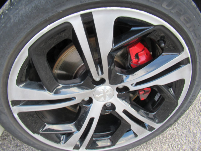 Photo 7 de l'offre de PEUGEOT 208 1.6 THP 200CH GTI 3P à 13995€ chez Remiremont automobiles