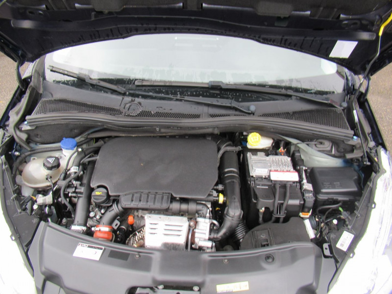 Photo 16 de l'offre de PEUGEOT 208 1.2 PURETECH 110CH ALLURE S&S 5P à 11495€ chez Remiremont automobiles