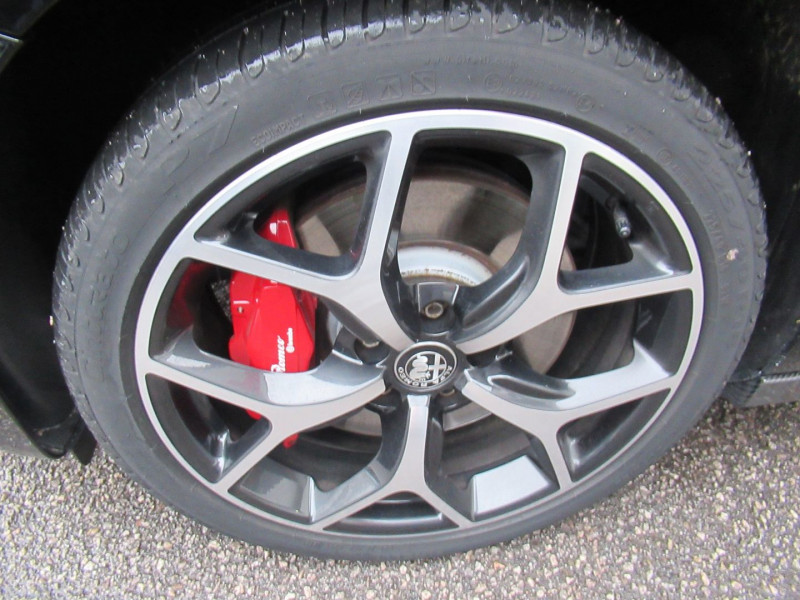 Photo 22 de l'offre de ALFA ROMEO GIULIETTA 2.0 JTDM 170CH VELOCE STOP&START TCT à 22995€ chez Remiremont automobiles