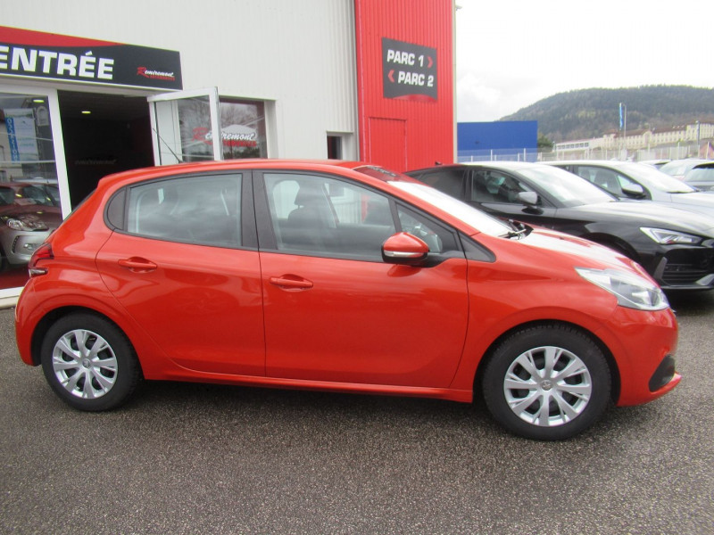 Photo 5 de l'offre de PEUGEOT 208 1.5 BLUEHDI 100CH E6.C ACTIVE BUSINESS S&S BVM5 86G 5P à 12495€ chez Remiremont automobiles