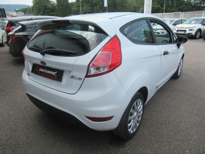 Photo 2 de l'offre de FORD FIESTA AFFAIRES 1.5 TDCI 75CH TREND 3P à 6795€ chez Remiremont automobiles