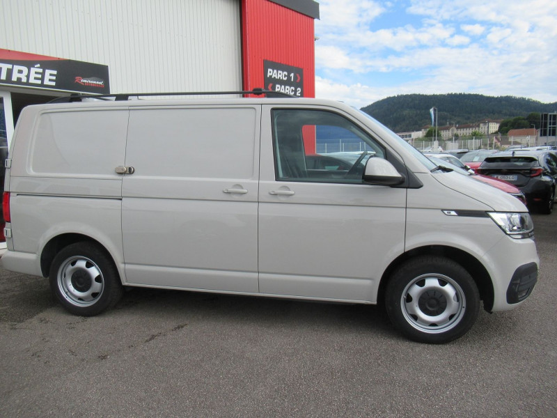 Photo 7 de l'offre de VOLKSWAGEN TRANSPORTER FG 2.8T L1H1 2.0 TDI 198CH BUSINESS PLUS DSG7 à 34995€ chez Remiremont automobiles