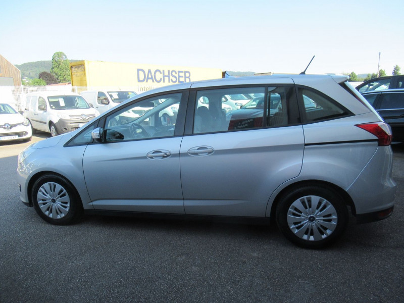 Photo 13 de l'offre de FORD GRAND C-MAX 1.5 TDCI 95CH STOP&START TREND à 10995€ chez Remiremont automobiles