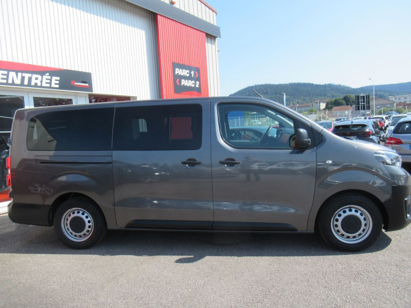 Photo 6 de l'offre de TOYOTA PROACE COMBI LONG 1.5 120 D-4D DYNAMIC RC21 à 27495€ chez Remiremont automobiles