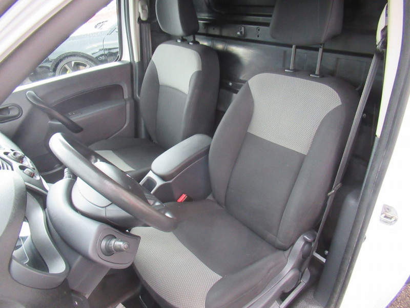 Photo 3 de l'offre de RENAULT KANGOO II EXPRESS 1.5 DCI 75CH ENERGY GRAND CONFORT EURO6 à 9495€ chez Remiremont automobiles