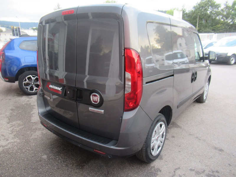 Photo 16 de l'offre de FIAT DOBLO CARGO 1.3 MULTIJET 95CH PACK PROFESSIONAL E6 à 11995€ chez Remiremont automobiles