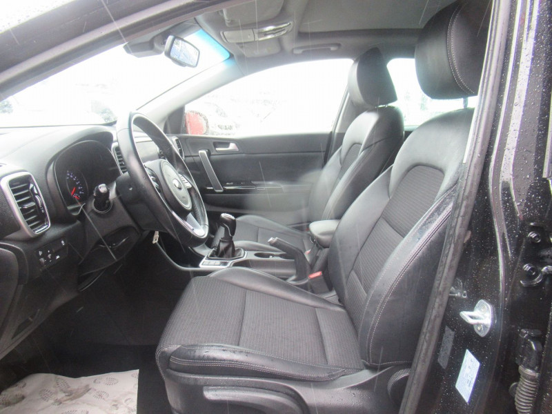 Photo 3 de l'offre de KIA SPORTAGE 1.6 CRDI 136CH MHEV BLACK EDITION 4X2 à 21995€ chez Remiremont automobiles