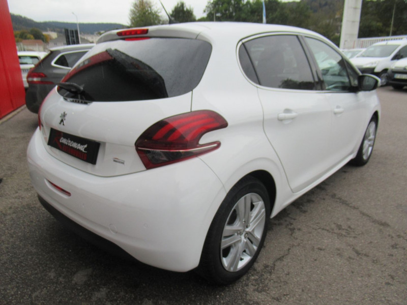 Photo 15 de l'offre de PEUGEOT 208 1.5 BLUEHDI 100CH E6.C ALLURE BUSINESS BVM5 S&S 5P à 11495€ chez Remiremont automobiles