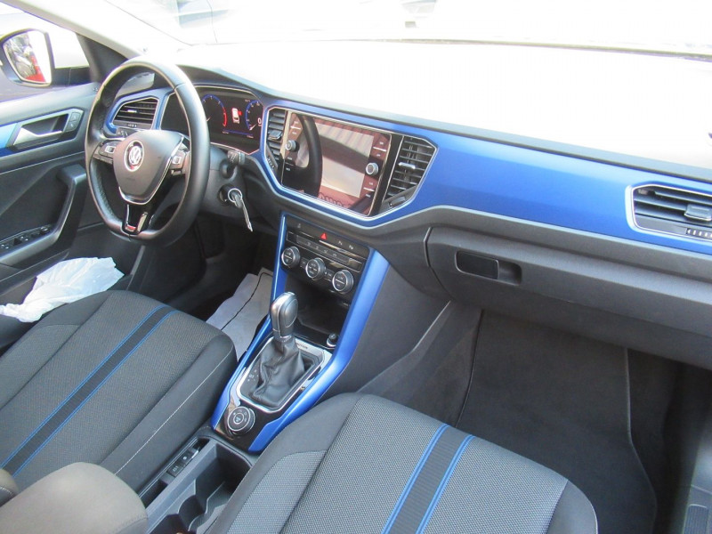 Photo 19 de l'offre de VOLKSWAGEN T-ROC 2.0 TDI 150CH LOUNGE 4MOTION DSG7 à 23995€ chez Remiremont automobiles