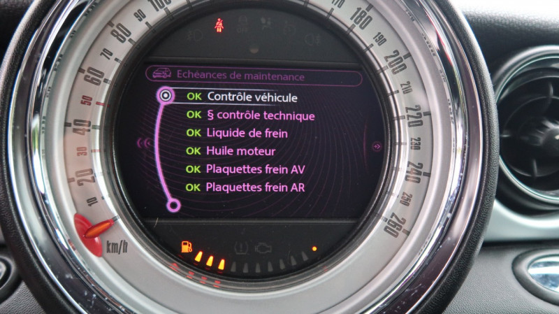 Photo 9 de l'offre de MINI MINI COOPER 122CH PACK CHILI à 11890€ chez PCA