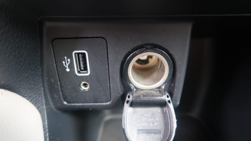 Photo 12 de l'offre de NISSAN MICRA 1.0 DIG-T 117CH N-CONNECTA 2019 à 10490€ chez PCA