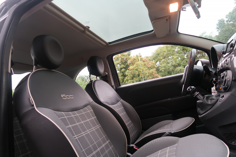 Photo 7 de l'offre de FIAT 500 1.2 8V 69CH LOUNGE à 8890€ chez PCA