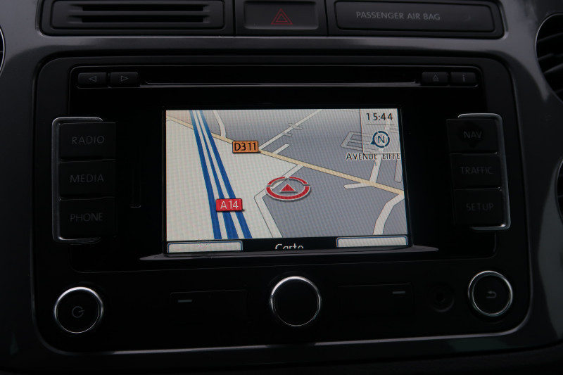 Photo 11 de l'offre de VOLKSWAGEN TIGUAN 2.0 TDI 140CH BLUEMOTION TECHNOLOGY FAP SPORTLINE à 14890€ chez PCA