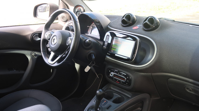 Photo 5 de l'offre de SMART FORTWO COUPE ELECTRIQUE 82CH PASSION à 7890€ chez PCA