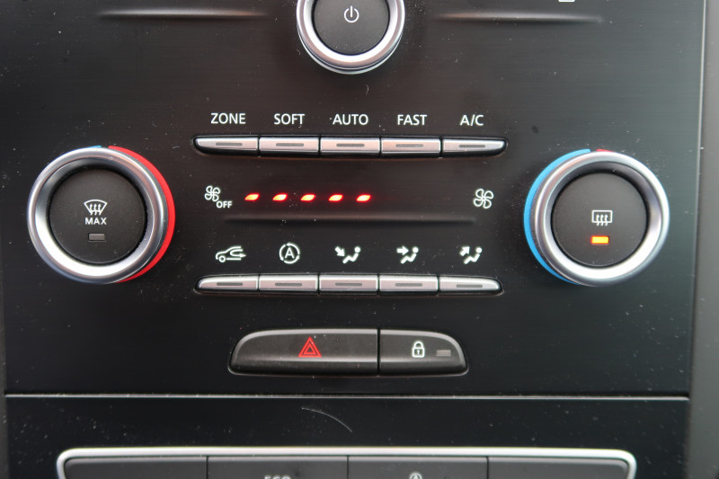 Photo 16 de l'offre de RENAULT MEGANE IV 1.2 TCE 130CH ENERGY LIMITED EDC à 14890€ chez PCA