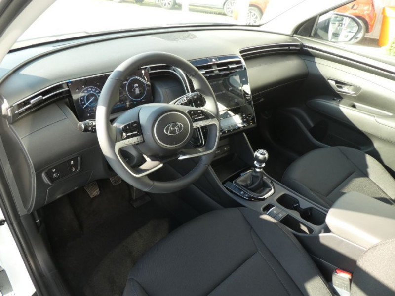 Photo 9 de l'offre de HYUNDAI TUCSON IV 1.6 T-GDI 150 BV6 2WD Apple CarPlay à 28990€ chez Mérignac auto