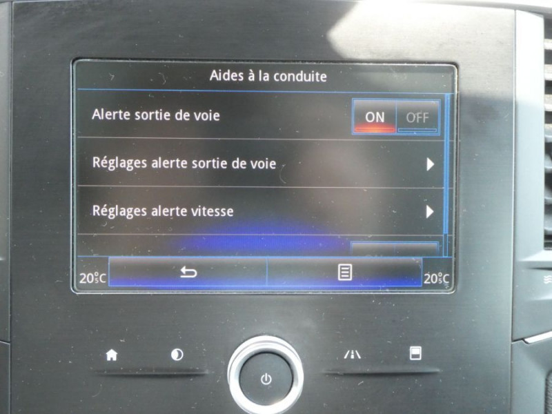Photo 15 de l'offre de RENAULT MEGANE IV 1.5 DCI 115 BV6 BUSINESS GPS Radars à 15450€ chez Mérignac auto