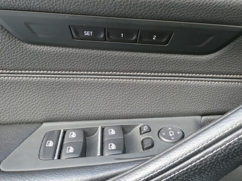 Photo 32 de l'offre de BMW SERIE 5 TOURING 530d 265 BVA XDRIVE M SPORT Display Key à 39900€ chez Mérignac auto