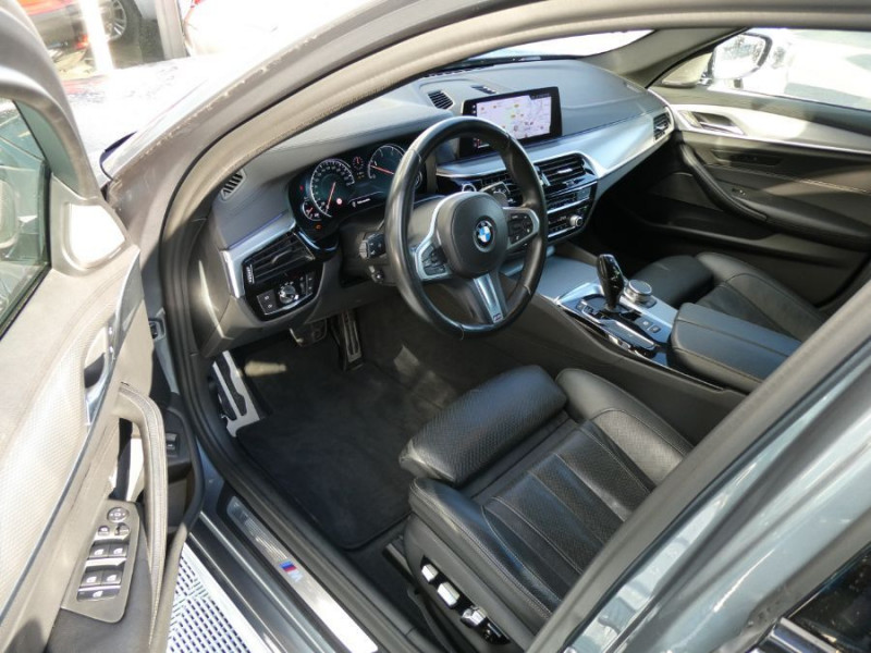 Photo 9 de l'offre de BMW SERIE 5 TOURING 530d 265 BVA XDRIVE M SPORT Display Key à 39900€ chez Mérignac auto
