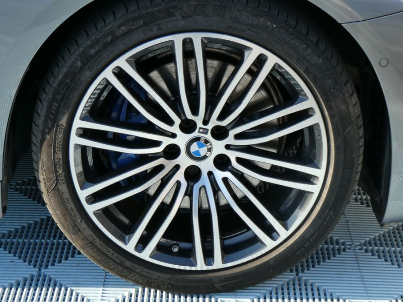 Photo 42 de l'offre de BMW SERIE 5 TOURING 530d 265 BVA XDRIVE M SPORT Display Key à 39900€ chez Mérignac auto