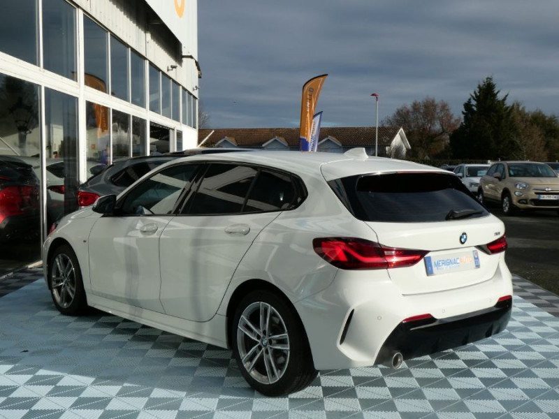 Photo 4 de l'offre de BMW SERIE 1 (F40) 118iA 136 BVA7 M SPORT GPS Cockpit Plus à 32950€ chez Mérignac auto