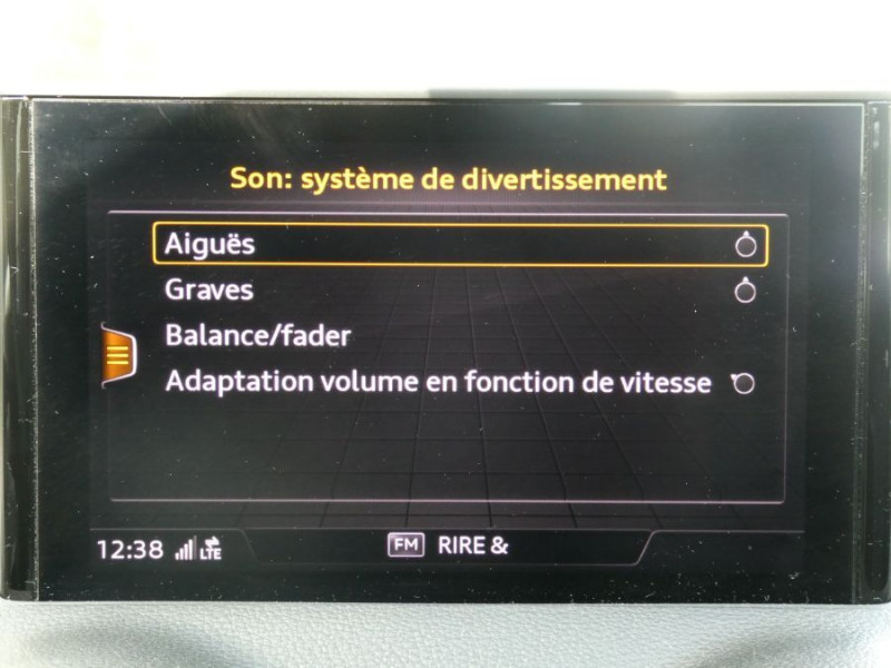 Photo 22 de l'offre de AUDI Q2 1.4 TFSI 150 BV6 SPORT GPS JA18 à 24750€ chez Mérignac auto