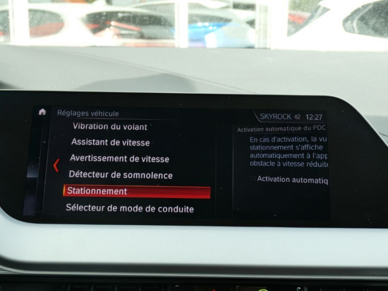 Photo 27 de l'offre de BMW SERIE 1 (F40) 118DA 150 BVA8 BUSINESS GPS Keyless Privacy Glass à 29950€ chez Mérignac auto