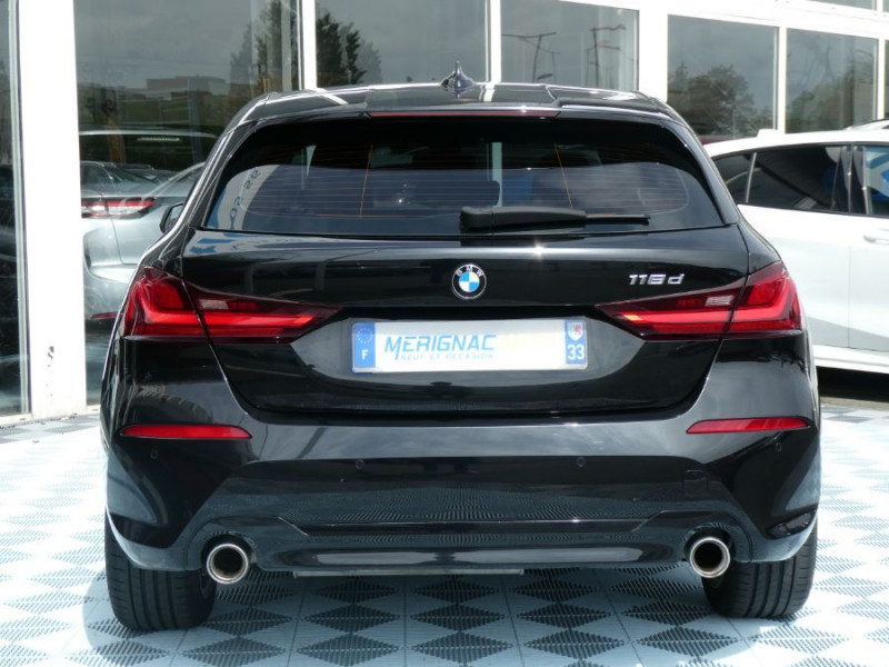 Photo 16 de l'offre de BMW SERIE 1 (F40) 118DA 150 BVA8 BUSINESS GPS Keyless Privacy Glass à 29950€ chez Mérignac auto