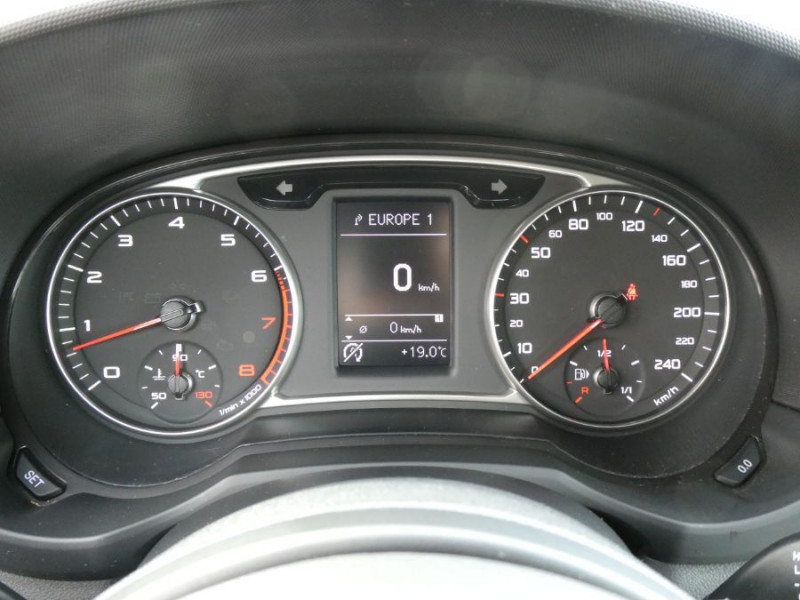 Photo 21 de l'offre de AUDI A1 1.4 TFSI 122 BVA 3P AMBITION LUXE CUIR GPS Xénon à 15700€ chez Mérignac auto