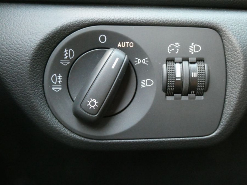 Photo 31 de l'offre de AUDI Q3 1.4 TFSI 150 BV6 GPS Bluetooth à 20490€ chez Mérignac auto