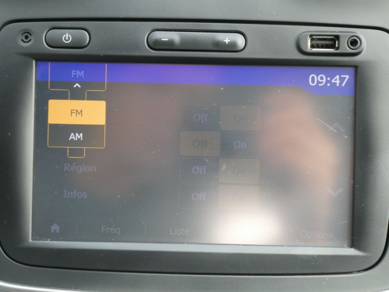 Photo 22 de l'offre de DACIA SANDERO 1.5 DCI 90 STEPWAY GPS 1ère Main à 9250€ chez Mérignac auto