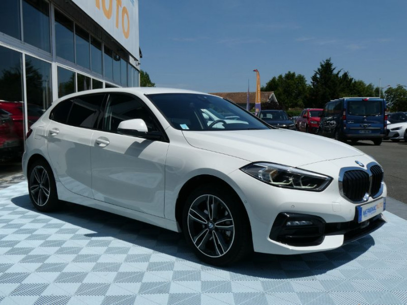 Photo 2 de l'offre de BMW SERIE 1 (F40) 118DA 150 BVA8 SPORT LINE Camera GPS à 29970€ chez Mérignac auto