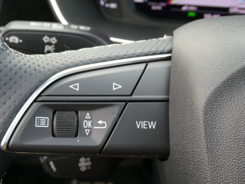 Photo 33 de l'offre de AUDI Q3 SPORTBACK 35 TDI 150 2WD S tronic 7 S LINE Int+Ext. Hayon EL. à 47950€ chez Mérignac auto