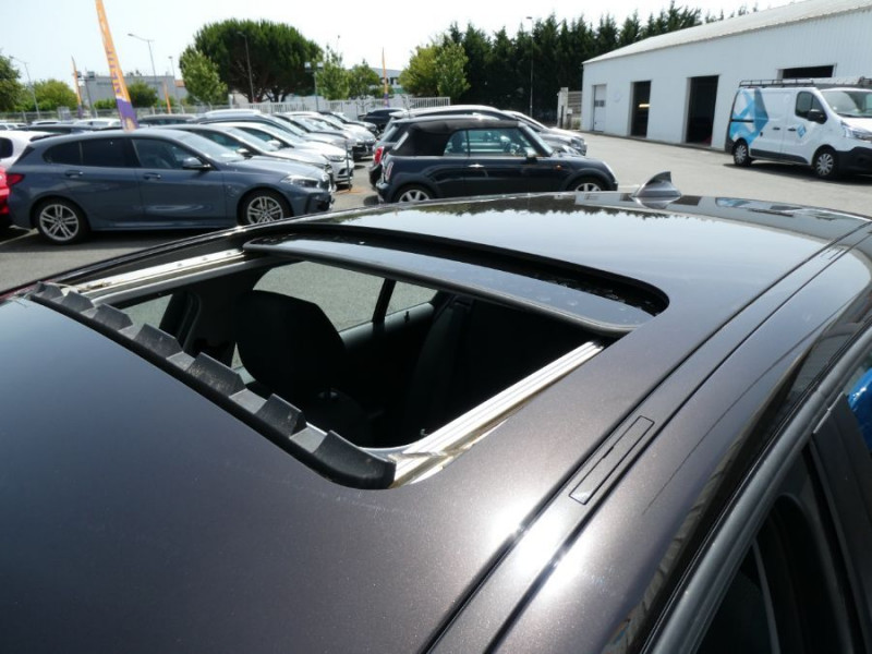Photo 30 de l'offre de BMW SERIE 1 (F20) 118D BV6 150 TOIT Ouvrant GPS JA19p à 21490€ chez Mérignac auto