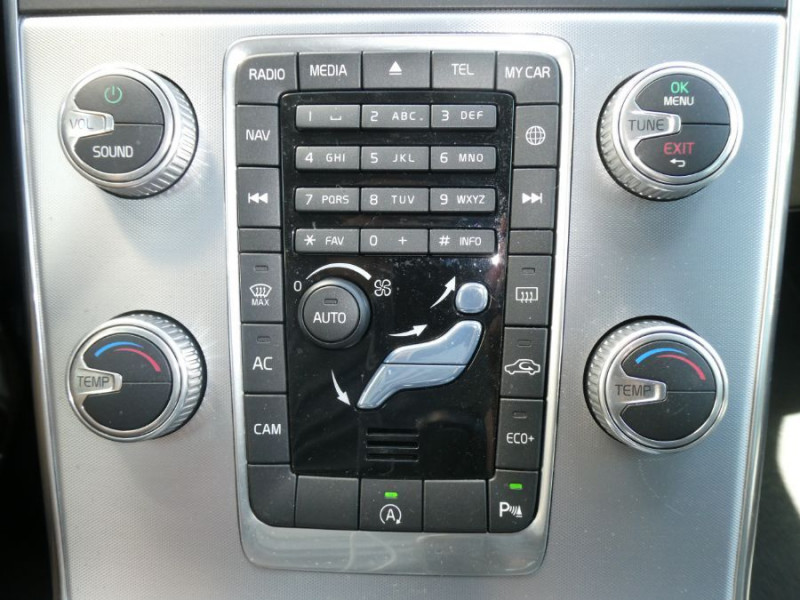 Photo 29 de l'offre de VOLVO V60 D4 190 BVA8 MOMENTUM CUIR GPS à 22990€ chez Mérignac auto