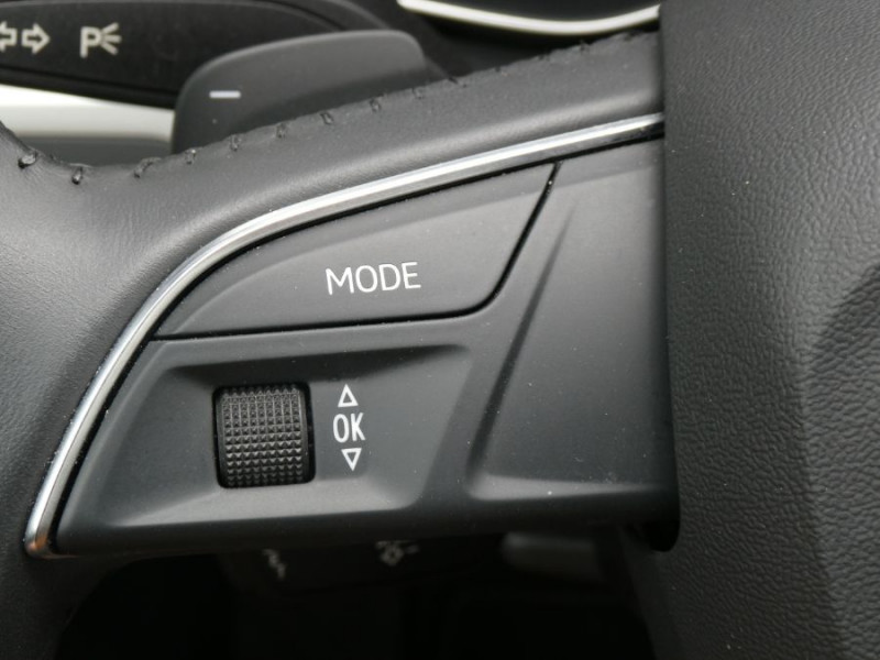 Photo 29 de l'offre de AUDI A4 V 1.4 TFSI 150 BVA PACK GPS à 29990€ chez Mérignac auto