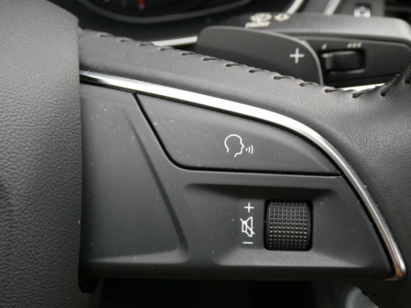Photo 30 de l'offre de AUDI A4 V 1.4 TFSI 150 BVA PACK GPS à 29990€ chez Mérignac auto