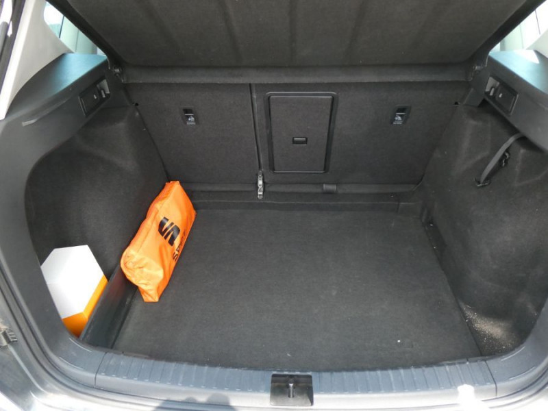 Photo 8 de l'offre de SEAT ATECA 1.6 TDI 115 DSG7 URBAN à 24500€ chez Mérignac auto