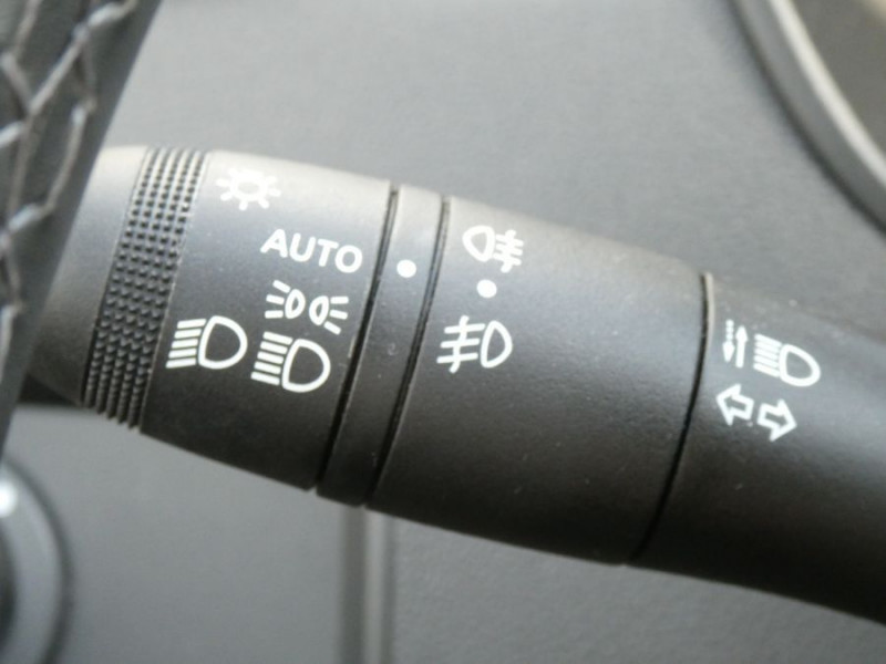 Photo 23 de l'offre de DACIA DUSTER TCe 90 BVM6 4X2 CONFORT PACK CLIM Bluetooth à 17690€ chez Mérignac auto