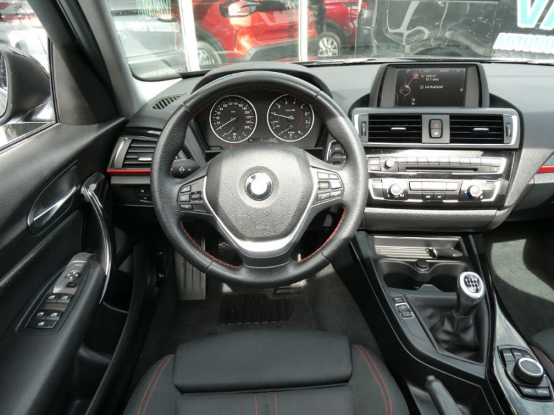 Photo 6 de l'offre de BMW SERIE 1 (F20) 118i 136 BVM6 SPORT TOIT Ouvrant Bluetooth à 18950€ chez Mérignac auto